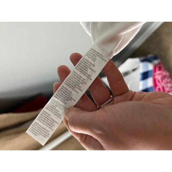 Fabletics Hannah Vest White Size Medium Hoodie Stretch Sleeveless Women’s - Picture 8 of 8